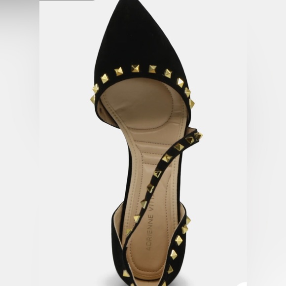 ADRIENNE VITTADINI
Newly Faux Suede Studded Pumps Black, size 7 - Picture 2 of 8